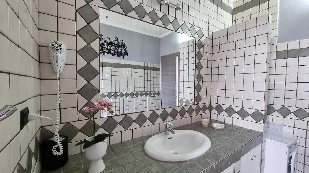Hollywood Apartment Capoliveri